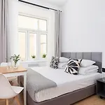 Studio Apartment - Radziwillowska 27